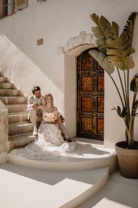 Lire la suite à propos de l’article Mariage Auberge de Tao : un shooting d’inspiration solaire et organique à Biot