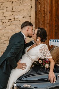 Lire la suite à propos de l’article Domaine des Marais : un mariage coloré & lumineux à Bourgoin-Jallieu — raconté de l’intérieur